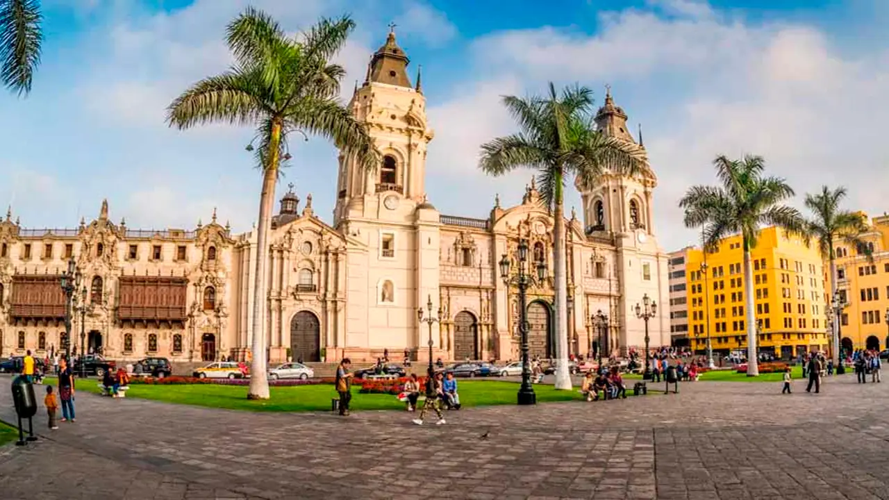City Tour Lima con almuerzo en restaurante Candelaria